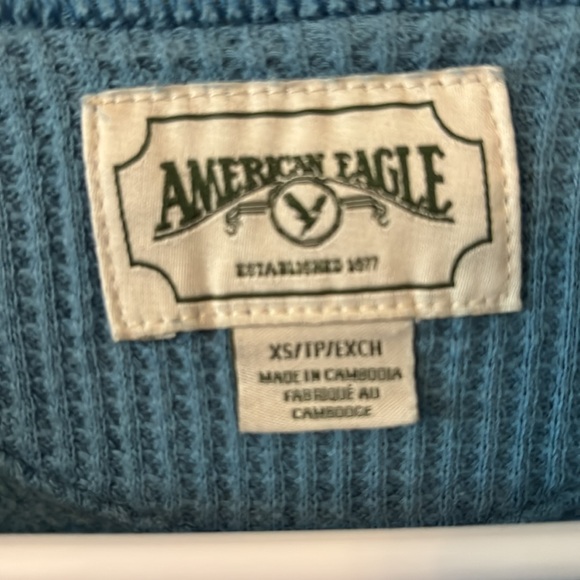 BUNDLE OF AMERICAN EAGLE & AERIE CREWNECKS - Picture 4 of 16